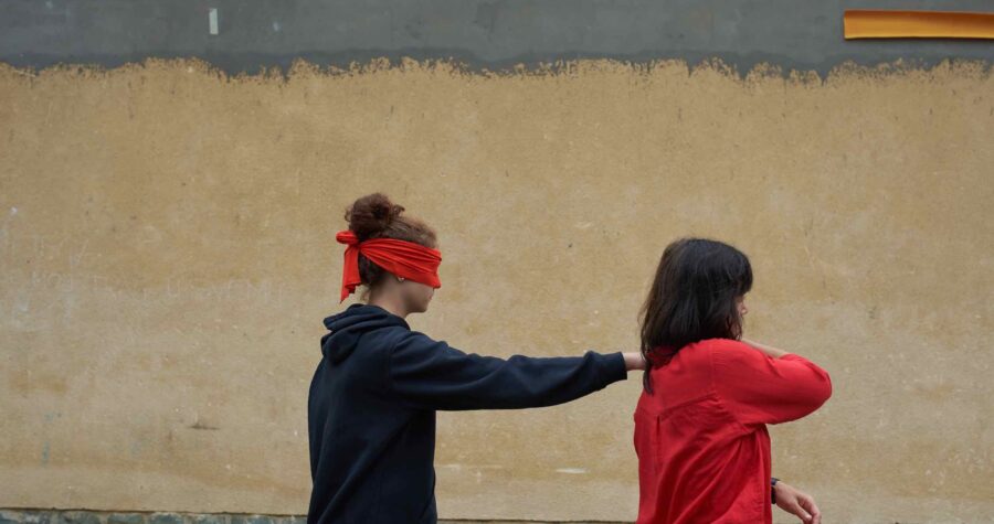 THE TOUCHING PERFORMANCE